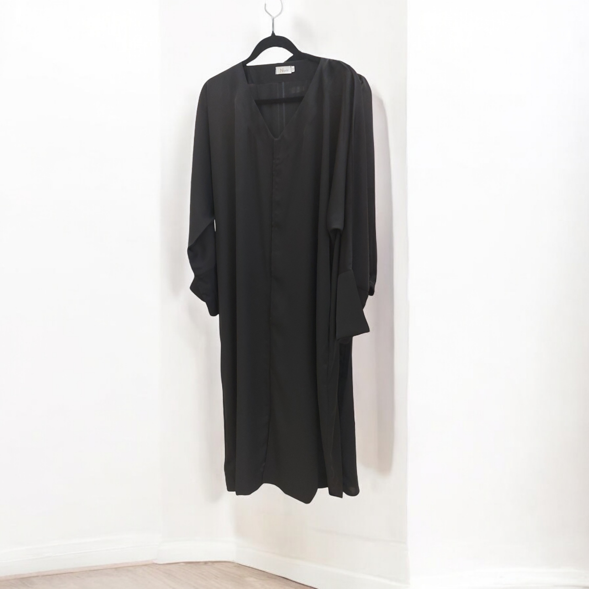Black Front Buttoned Nida Abaya With Pockets