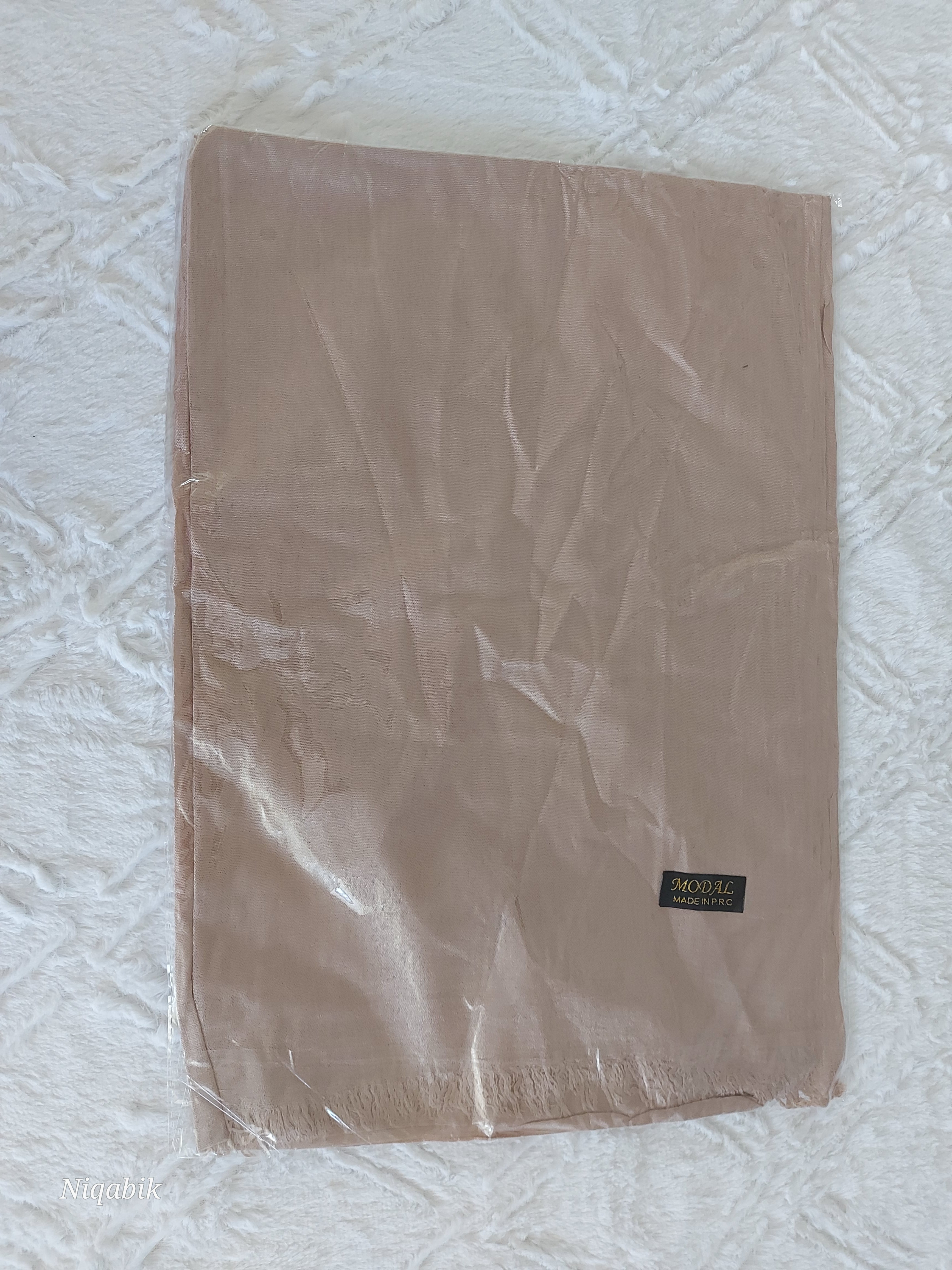 Modal Hijab – Soft, Lightweight & Breathable