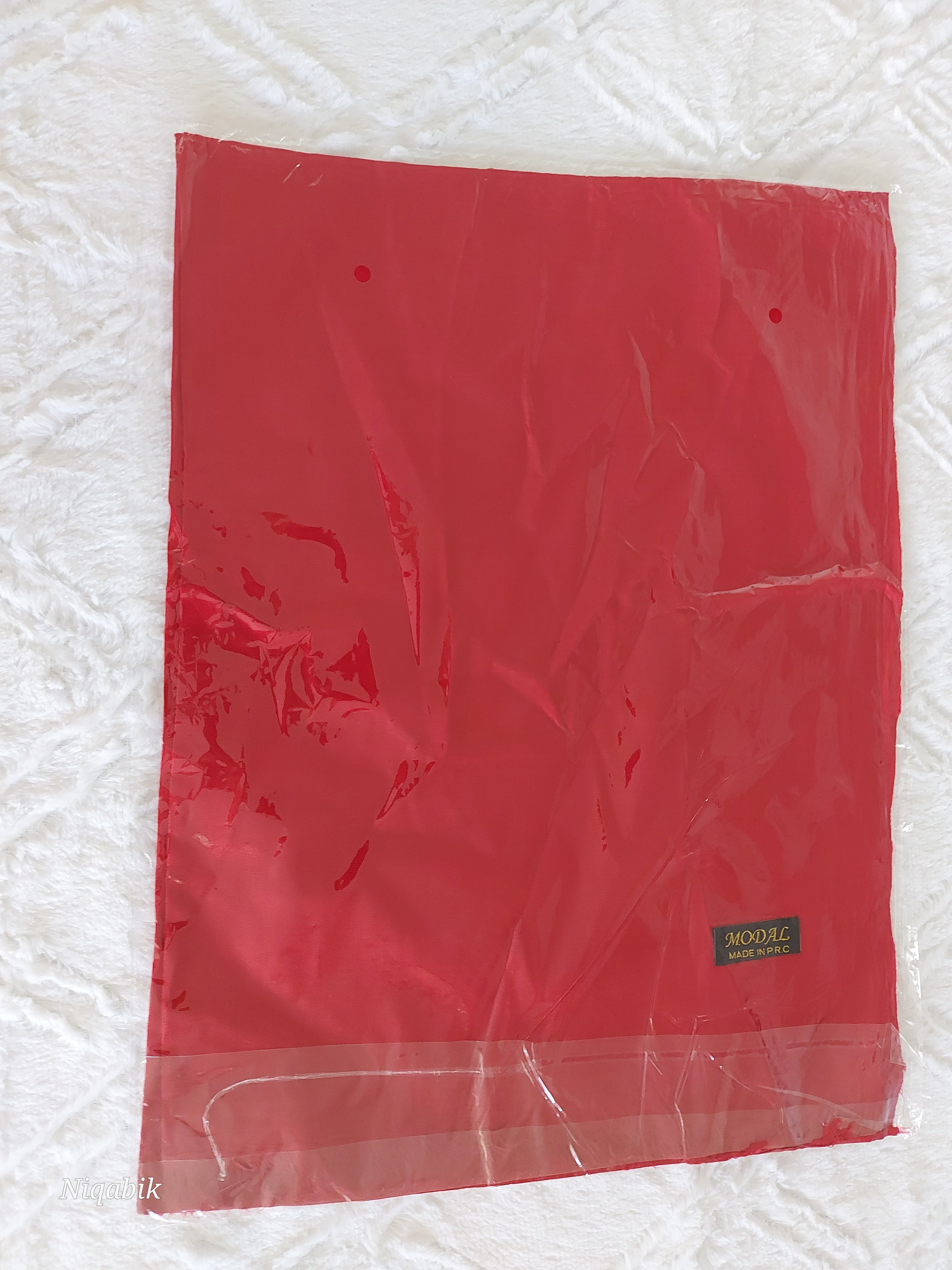 Modal Hijab – Soft, Lightweight & Breathable