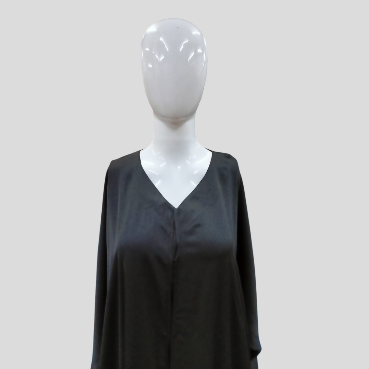 Black Front Buttoned Nida Abaya With Pockets