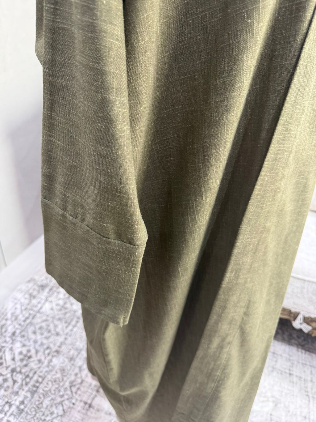 Linen Blend Abaya with Soft Rayon Inner Dress – Espresso, Olive & Tan | Niqabik